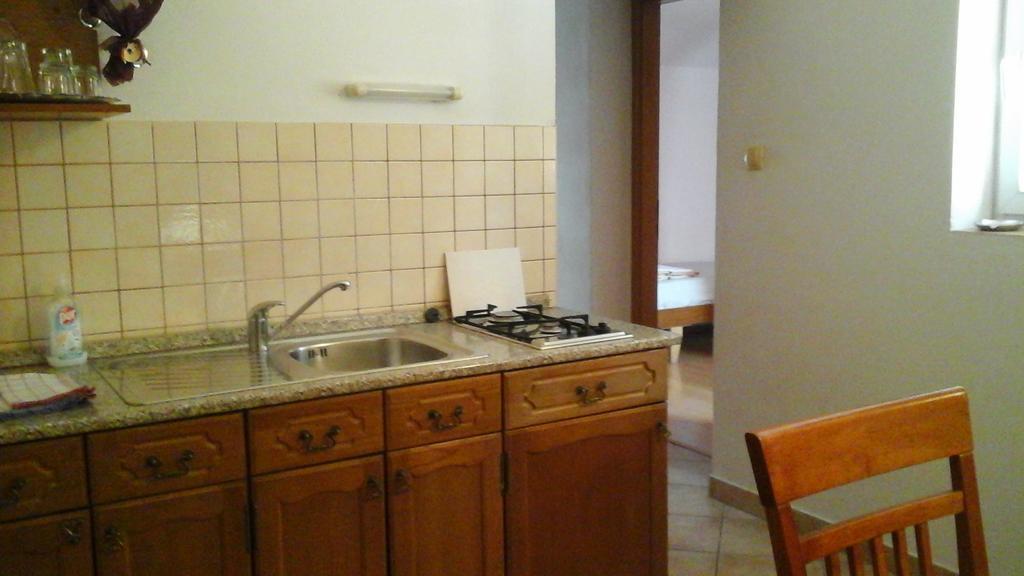 Apartments Jadranka Povile Novi Vinodolski Ruang foto