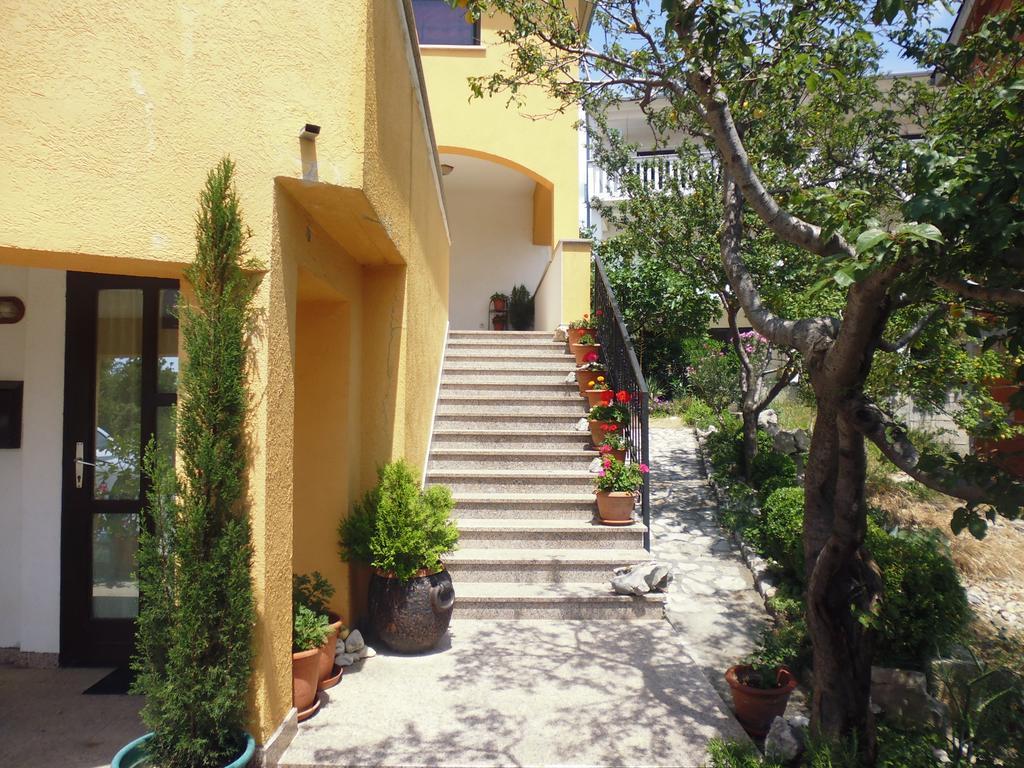 Apartments Jadranka Povile Novi Vinodolski Ruang foto