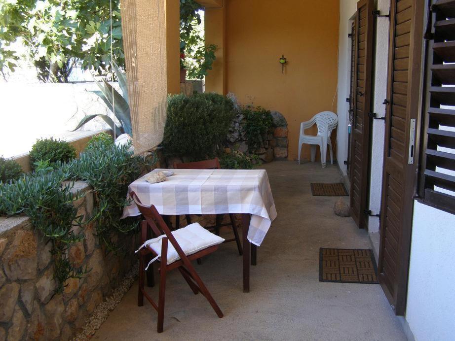 Apartments Jadranka Povile Novi Vinodolski Ruang foto